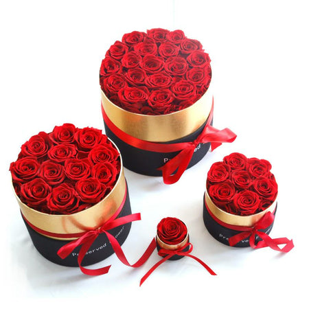 Round Premium Box with Gold Trim - Preserved Roses